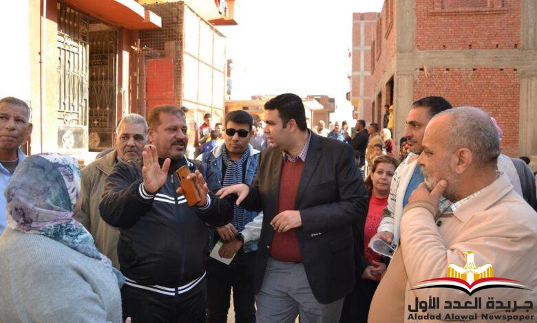 تنفيذا لتوجيهات محافظ السويس نائب المحافظ وأعضاء مجلس النواب يتفقدون قرية ابو عارف لمتابعة أعمال التطوير