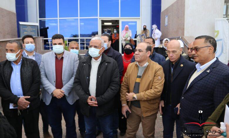 محافظ السويس يتفقد مركز طب أسرة التوفيق