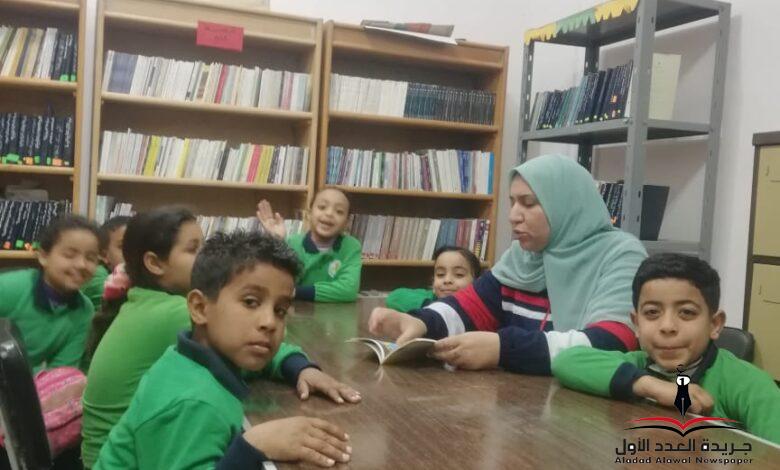ثقافة السويس سرد كتاب بعنوان الفيروسات ببيت ثقافة العمده