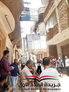 حملة جديدة لإزالة الإعلانات المخالفة بالوحدة المحلية بشبرا النخلة