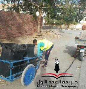 رئيس مدينة مرسى علم يكلف الوحدة المحلية بمتابعة أعمال النظافة اليومية 
