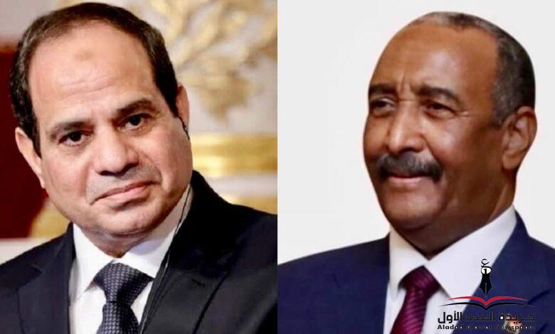 "السيسي" يهنئ هاتفياً الفريق أول عبد الفتاح بالمناسبة عيد الأضحى