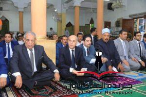 محافظ سوهاج يؤدي صلاة عيد الأضحى المبارك بمسجد "الشرطة" بمدينة ناصر