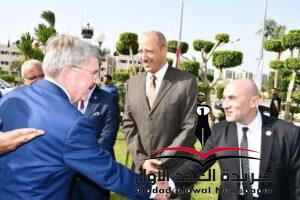 وزير الرياضة ورئيس اللجنة الأولمبية الدولية يصلان مقر اللجنة الأوليمبية المصرية