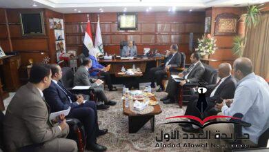 وزير القوى العاملة يلتقي السفير الكويتي لتفقد خدمات العمالة المصرية