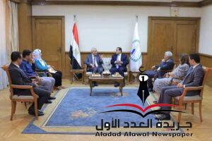 وزير التعليم ورئيس التنظيم  يتفقدان امتحانات المتقدمين لوظيفة معلم مساعد رياض أطفال