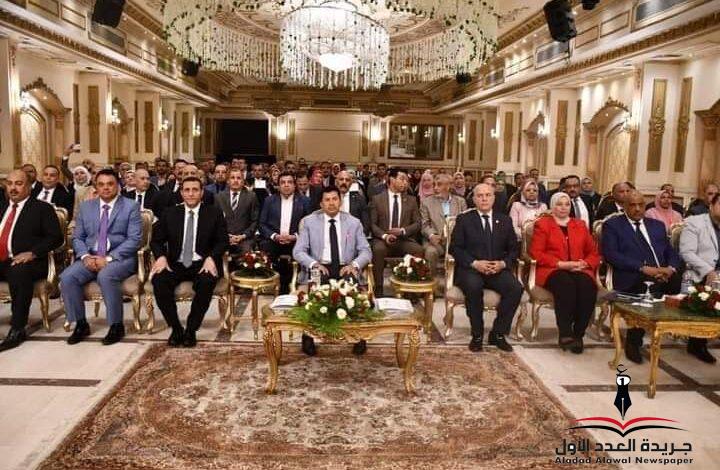 محافظ كفرالشيخ يشيد بجهود منسقى ومشرفى المحافظة
