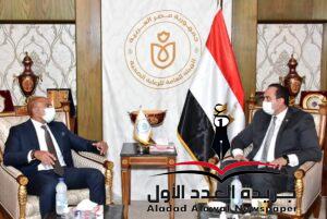 تعاون مشترك بين هيئة الرعاية الصحية وأسترازينيكيا مصر