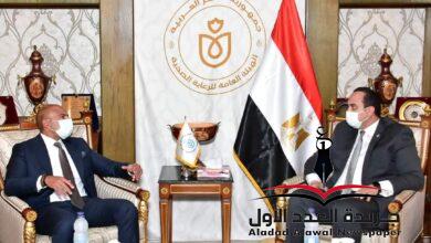 تعاون مشترك بين هيئة الرعاية الصحية وأسترازينيكيا مصر