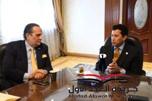 وزير الشباب والرياضة يبحث مع وفد من إحدي الشركات الصينية سبل تعزيز التعاون المشترك 