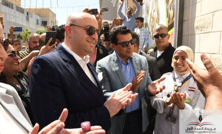 وزير الشباب يفتتح حمام سباحة نصف أولمبي وملعب خماسي بمركز شباب مدينة ناصر
