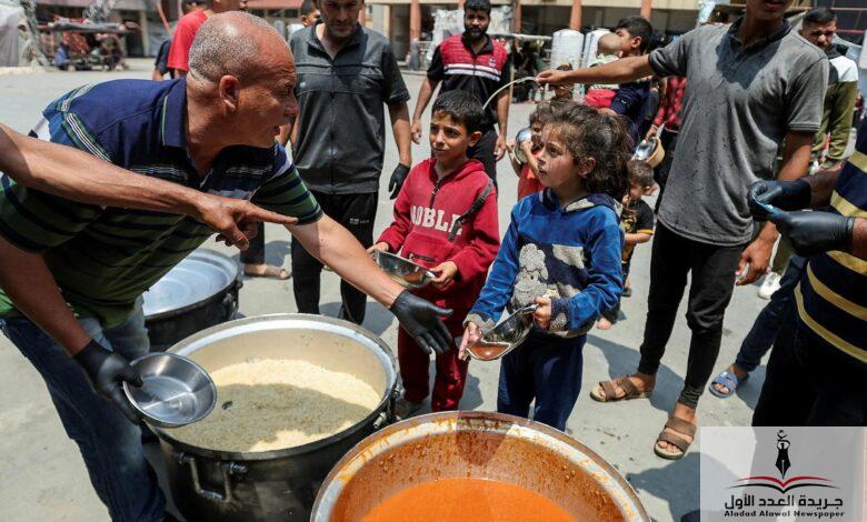 المطبخ العالمي المركزي في غزة يغلق مطابخ الحساء بسبب نقص الإمدادات- جريدة العدد الأول