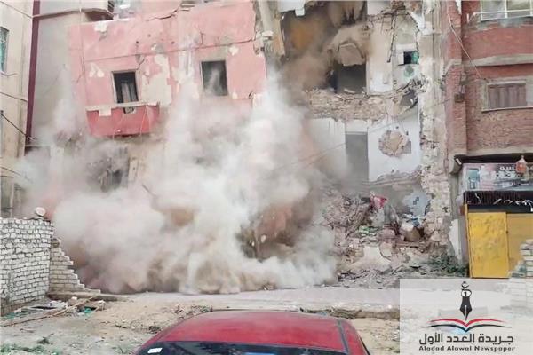 محافظ الإسكندرية يكلف رؤساء الأحياء بإزالة العقارات الآيلة للسقوط - جريدة العدد الأول