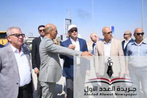  وزير الإسكان يتفقد محور التسعين الشمالي بالقاهرة الجديدة 