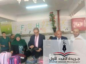 محافظ بني سويف يتابع وكيل المديرية في افتتاح معرض أهلا مدرستي 