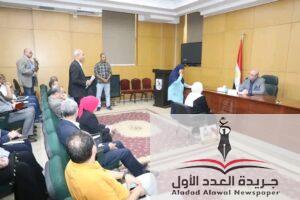 أمر الدكتور محمد هاني غنيم محافظ بني سويف،بصرف إعانة عاجلة لسيدة"من قرية بمركز بني سويف