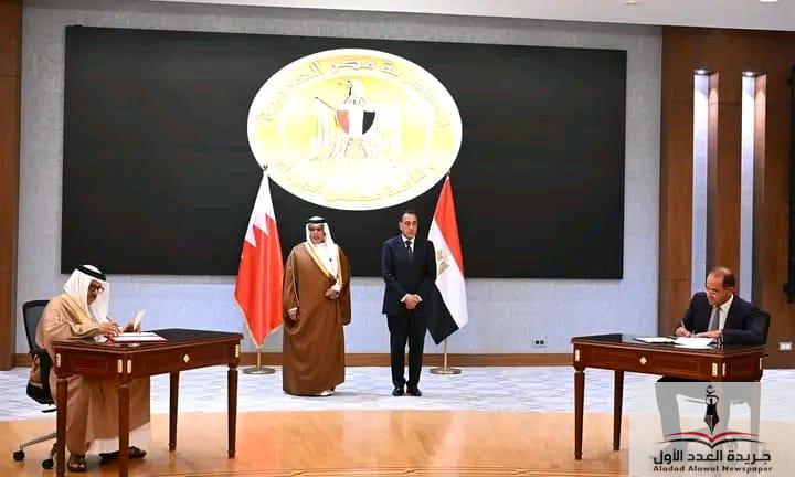رئيس وزراء مصر وولي عهد مملكة البحرين يشهدان توقيع 8 وثائق