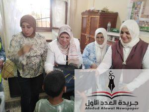 تسليم شنط وأدوات مدرسية لطلاب مدرسة الصم والبكم بالمنصورة