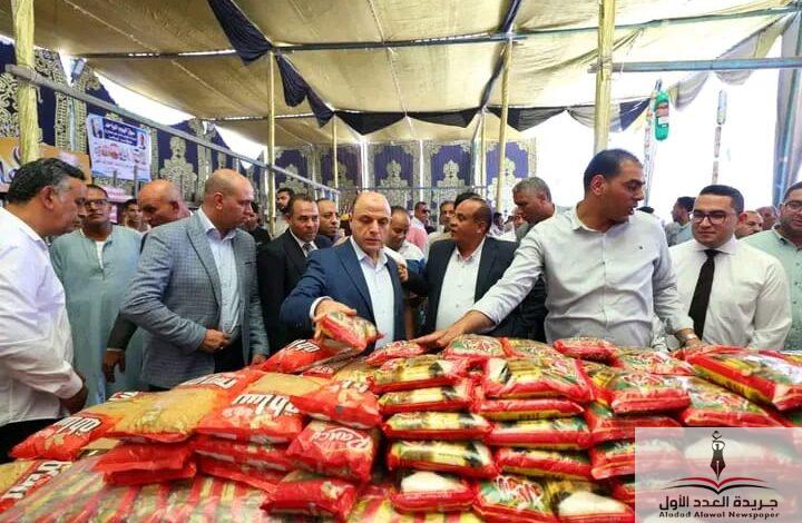 قرئيس مجلس الوزراء لخفض أسعار السلع الغذائية بنسبة تراوحت بين 15% و35%